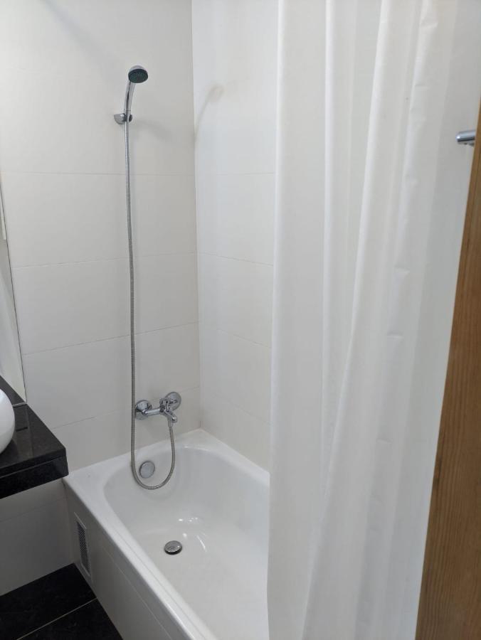 In Bed With Lisbon 11K Apartment Amadora Luaran gambar